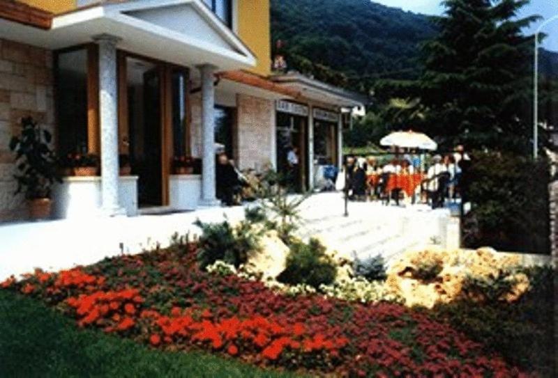 Hotel Ristorante Costa Costa Valle Imagna Eksteriør billede